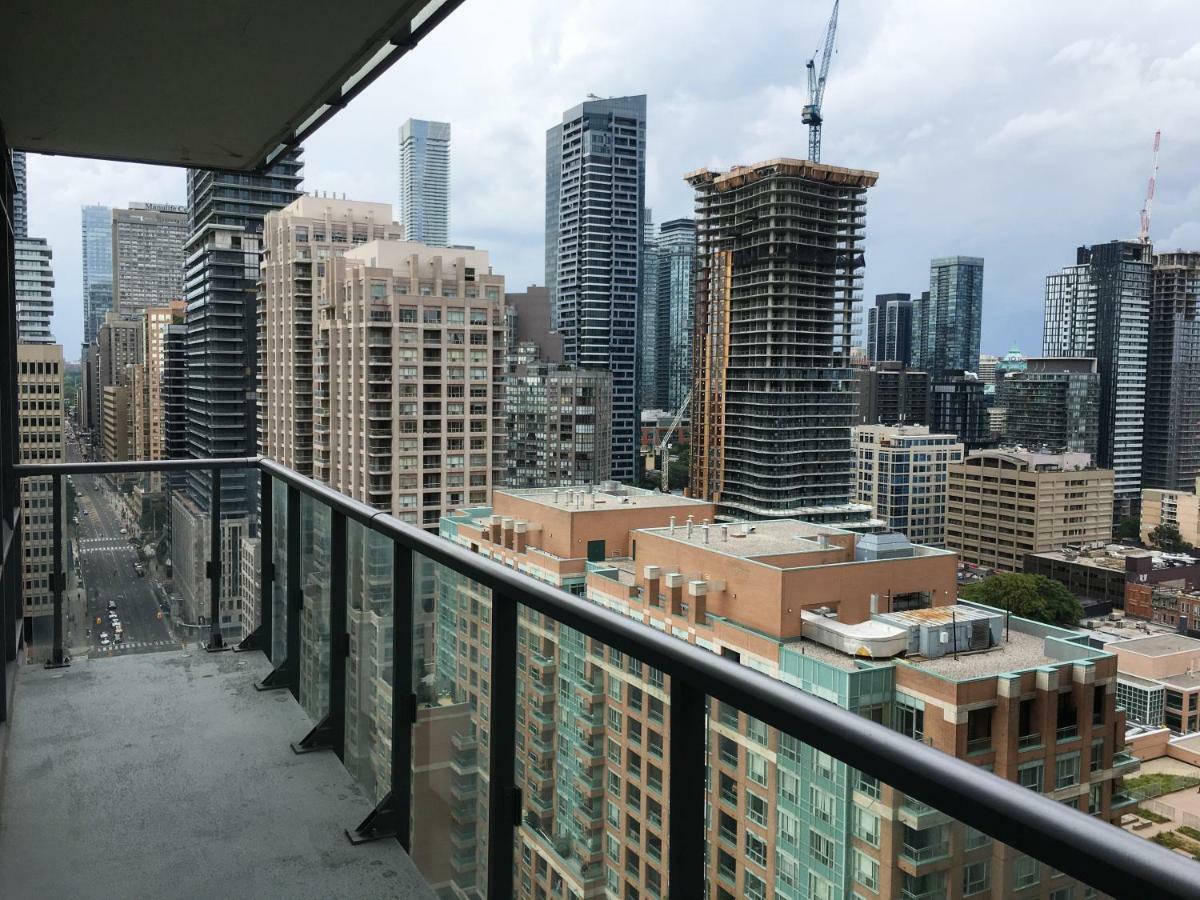 Altitude Suites Bay Street - Holiday Bonus - Free Parking Торонто Екстер'єр фото